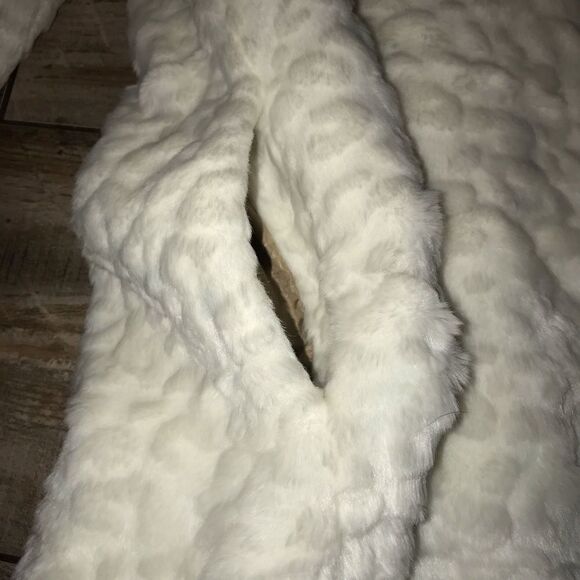 Sam Edelman - Charles Faux-Fur Leopard Coa… - Picture 5 of 7